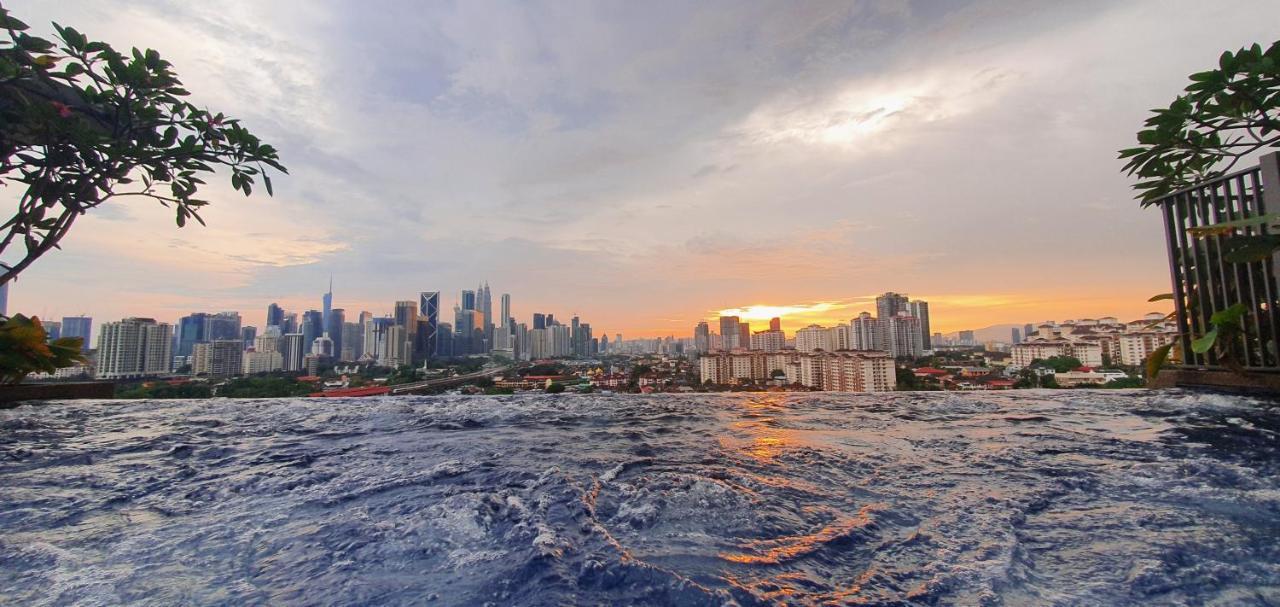 Studio Near Klcc And Lrt With Superb View Kuala Lumpur Eksteriør bilde